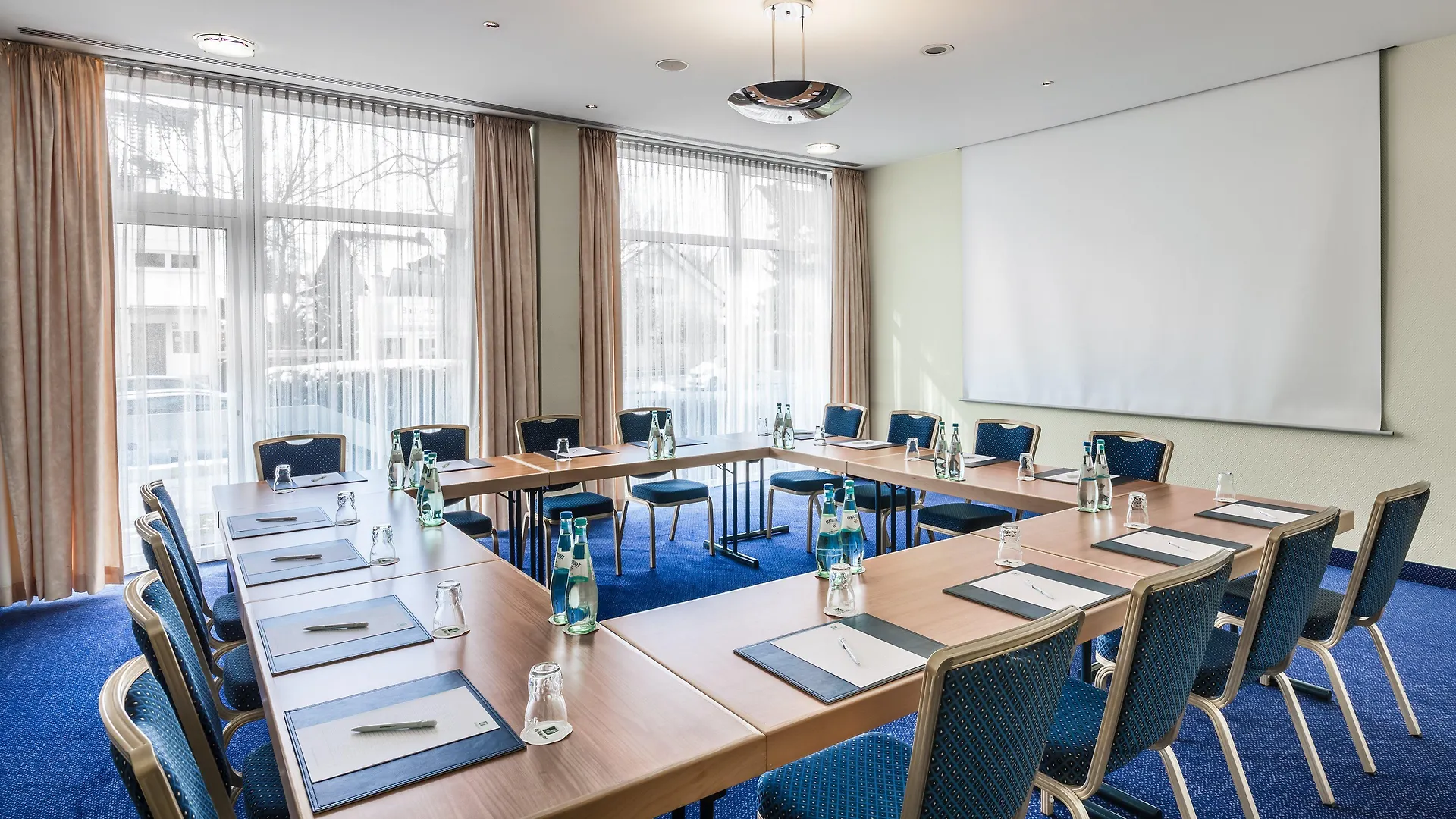 Holiday Inn Munchen Sud, An Ihg Hotel  München