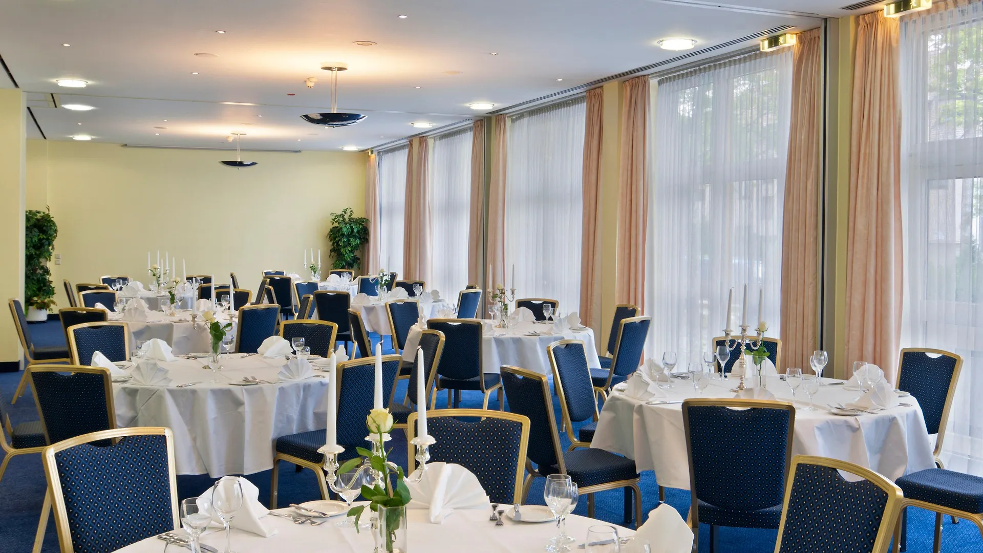 Holiday Inn München Süd, an IHG Hotel
